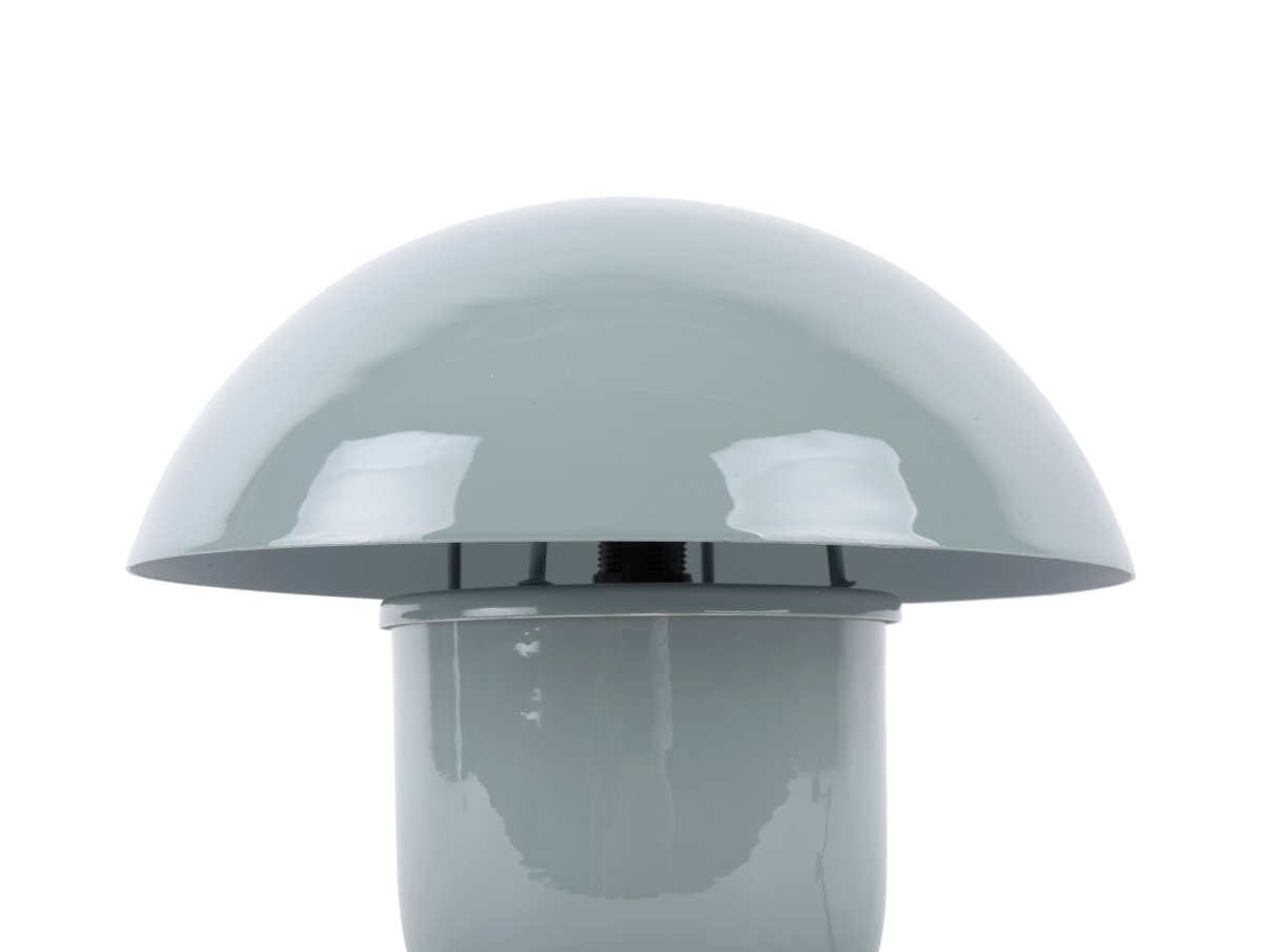 Mushroom 25cm Bleu lampe de table De Leitmotiv - Son dôme diffuse une lumière douce et non éblouissante vers le bas, créant ainsi une ambiance chaleureuse et intime.