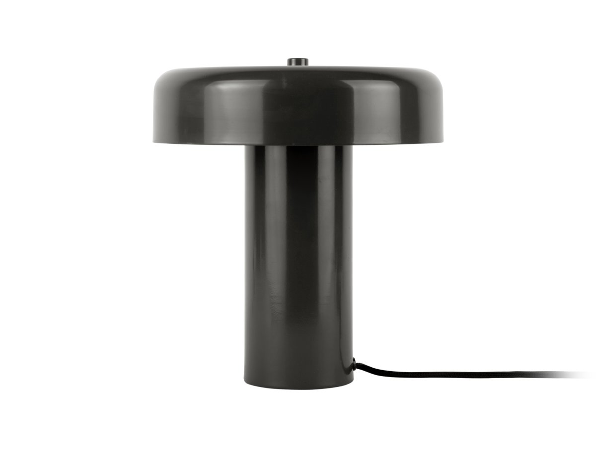 Riqueza Palo 26cm Noir lampe de table De Leitmotiv - Sur une table d'appoint ou un bureau, elle apporte une touche de subtilité et de raffinement.