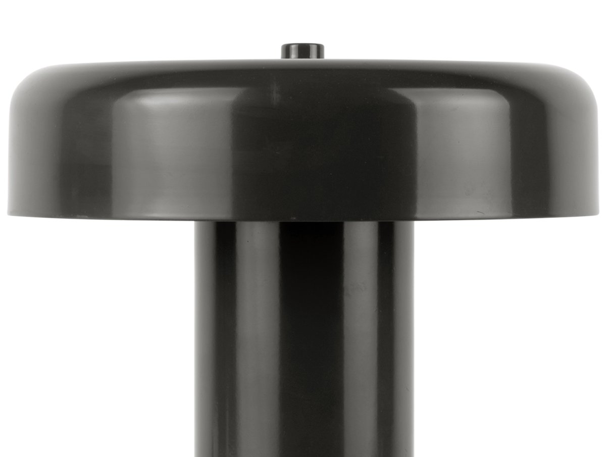 Riqueza Palo 26cm Noir lampe de table De Leitmotiv - Sur une table d'appoint ou un bureau, elle apporte une touche de subtilité et de raffinement.