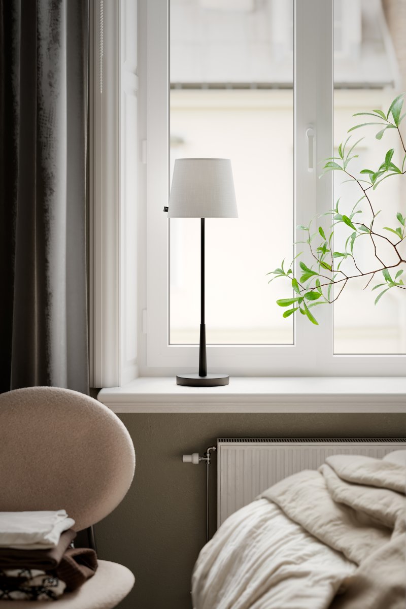 Lumi 68cm Noir mat lampe de table De By Rydéns - Il est recommand&eacute; de le placer pr&egrave;s de la fen&ecirc;tre, sur le bureau ou la table de chevet.