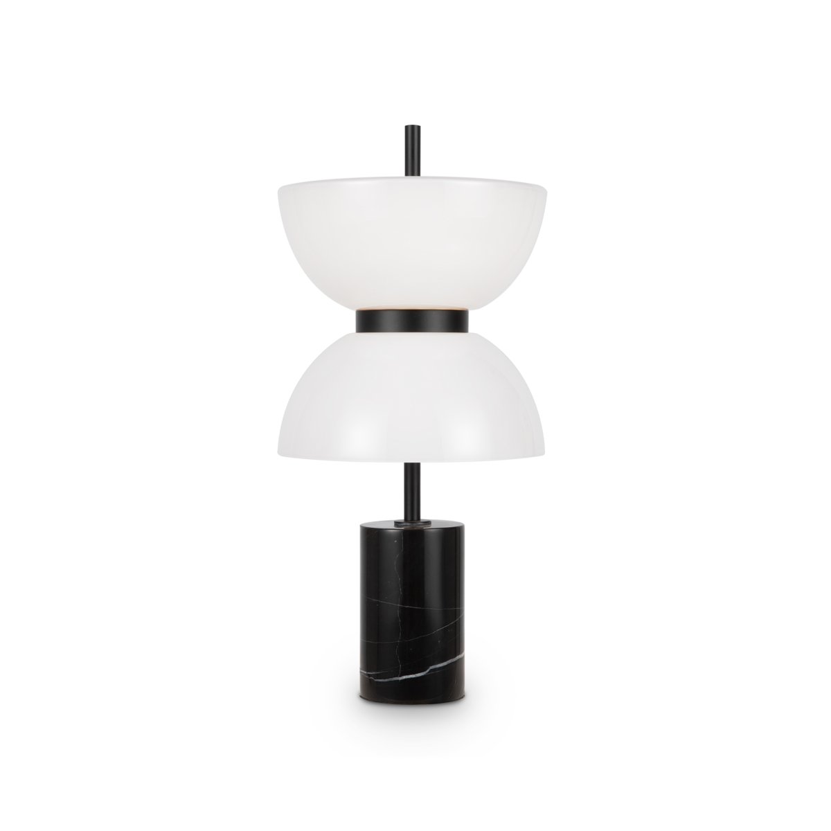 Kyoto 46cm Noir lampe de table De Maytoni - La lampe a un design élégant avec un corps en verre blanc brillant et une base en marbre rappelant les silhouettes des anciennes pagodes et palais de la ville.