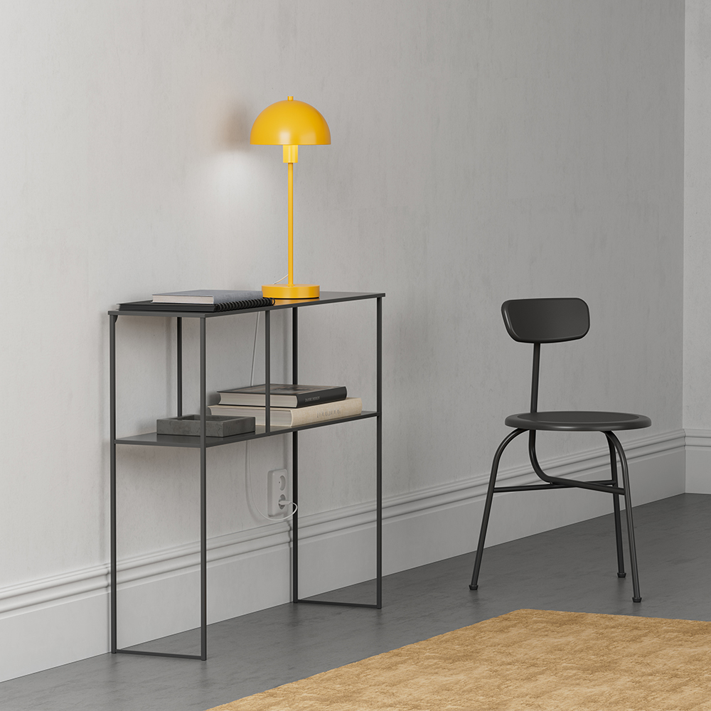 Vienda 48cm Jaune lampe de table De Herstal - La lampe de table Vienda avec son design classique et &eacute;l&eacute;gant permet une utilisation &agrave; long terme dans le salon.