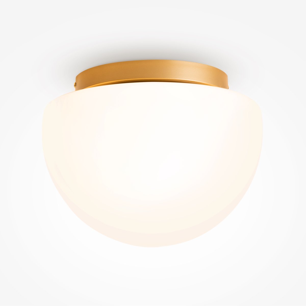 Glassy Ø32 Or plafonnier De Maytoni - Avec son d&ocirc;me en verre opale doux, la lampe &eacute;met une lumi&egrave;re agr&eacute;able et uniforme qui cr&eacute;e une atmosph&egrave;re chaleureuse et accueillante dans la pi&egrave;ce.