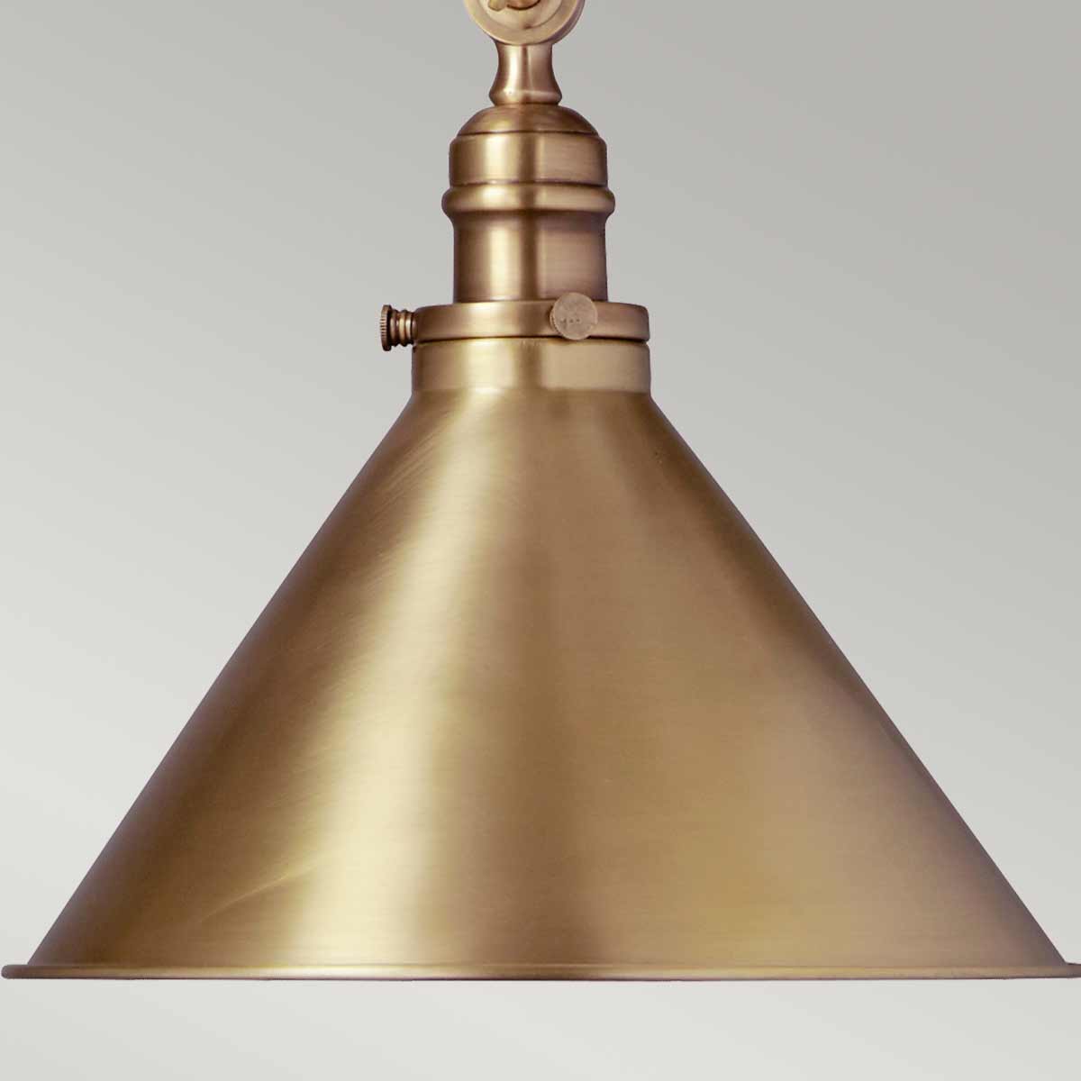 Provence Ø37 Laiton antique suspension De Elstead Lighting - Leur design intemporel et élégant s'intègre parfaitement dans les cuisines, les cafés ou les bistrots et confère à la pièce un éclairage élégant et fonctionnel.