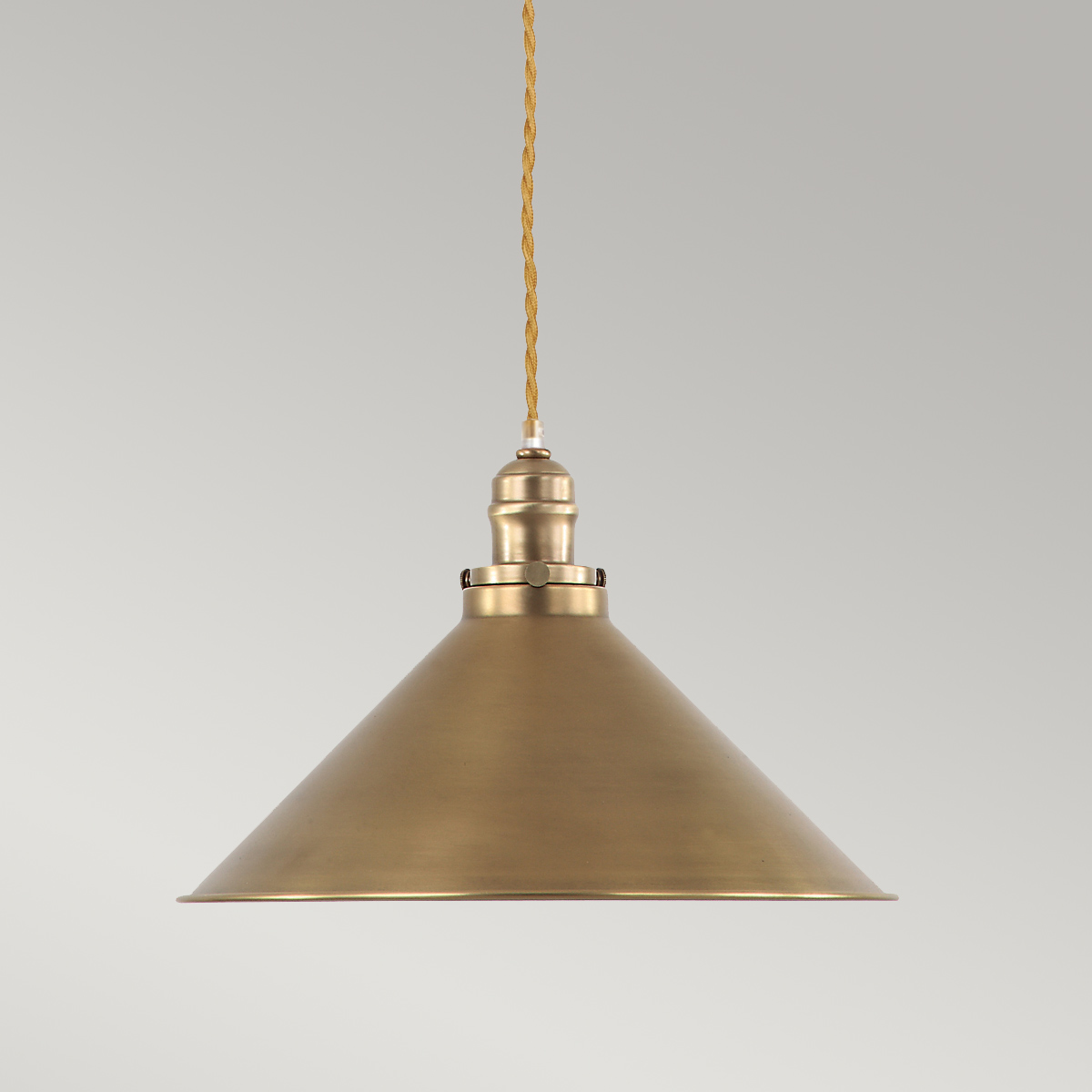 Provence Ø37 Laiton antique suspension De Elstead Lighting - Avec son design intemporel et fonctionnel, Provence est un complément parfait aux intérieurs modernes et classiques.
