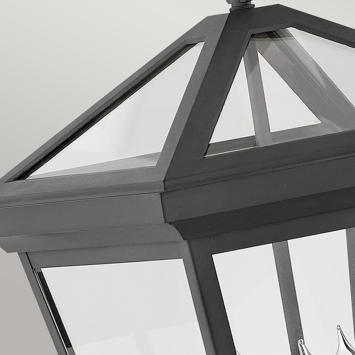 Alford Place 54cm Noir lampe d’extérieur De Elstead Lighting - Alford Place &auml;r en klassisk och elegant fasadlampa som kombinerar tidl&ouml;s design med h&ouml;g kvalitet.