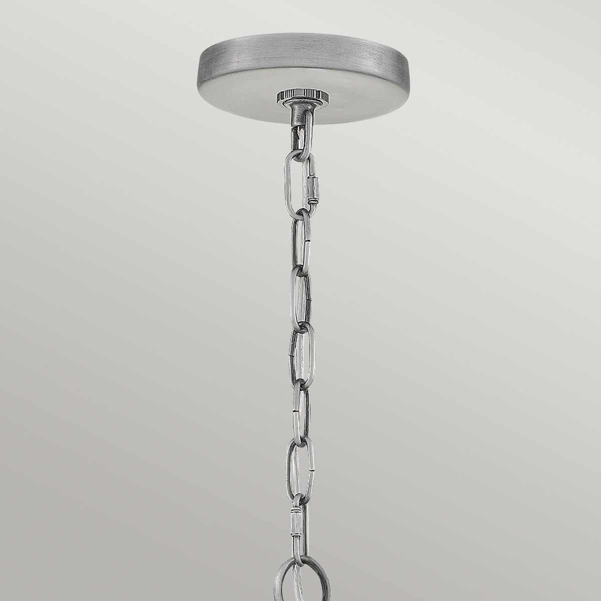 Booker 28cm Aluminium De Elstead Lighting - Booker &auml;r en stilfull och robust takpendel med en design inspirerad av klassiska marina lanternor.