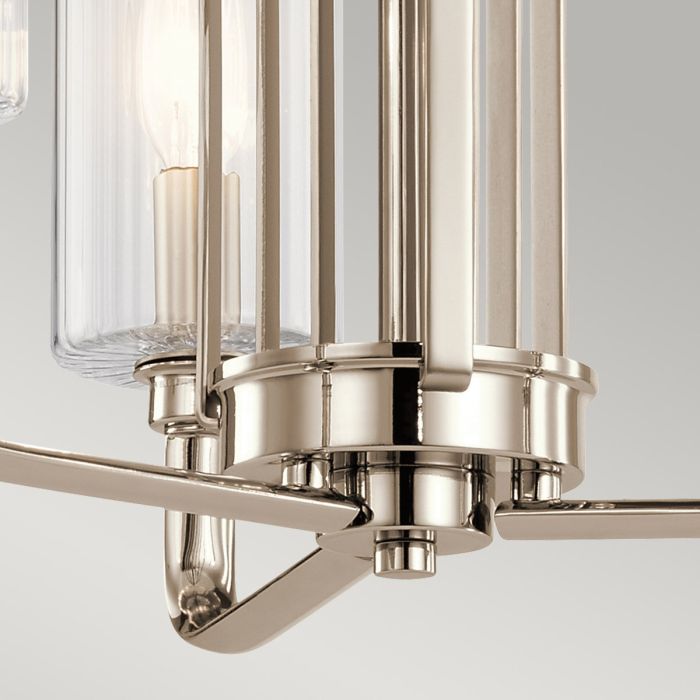 Kimrose Ø45 Nickel suspension De Elstead Lighting - Les abat-jour cylindriques en verre sont transparents et présentent des rainures verticales, créant un effet d'éclairage unique et subtil.