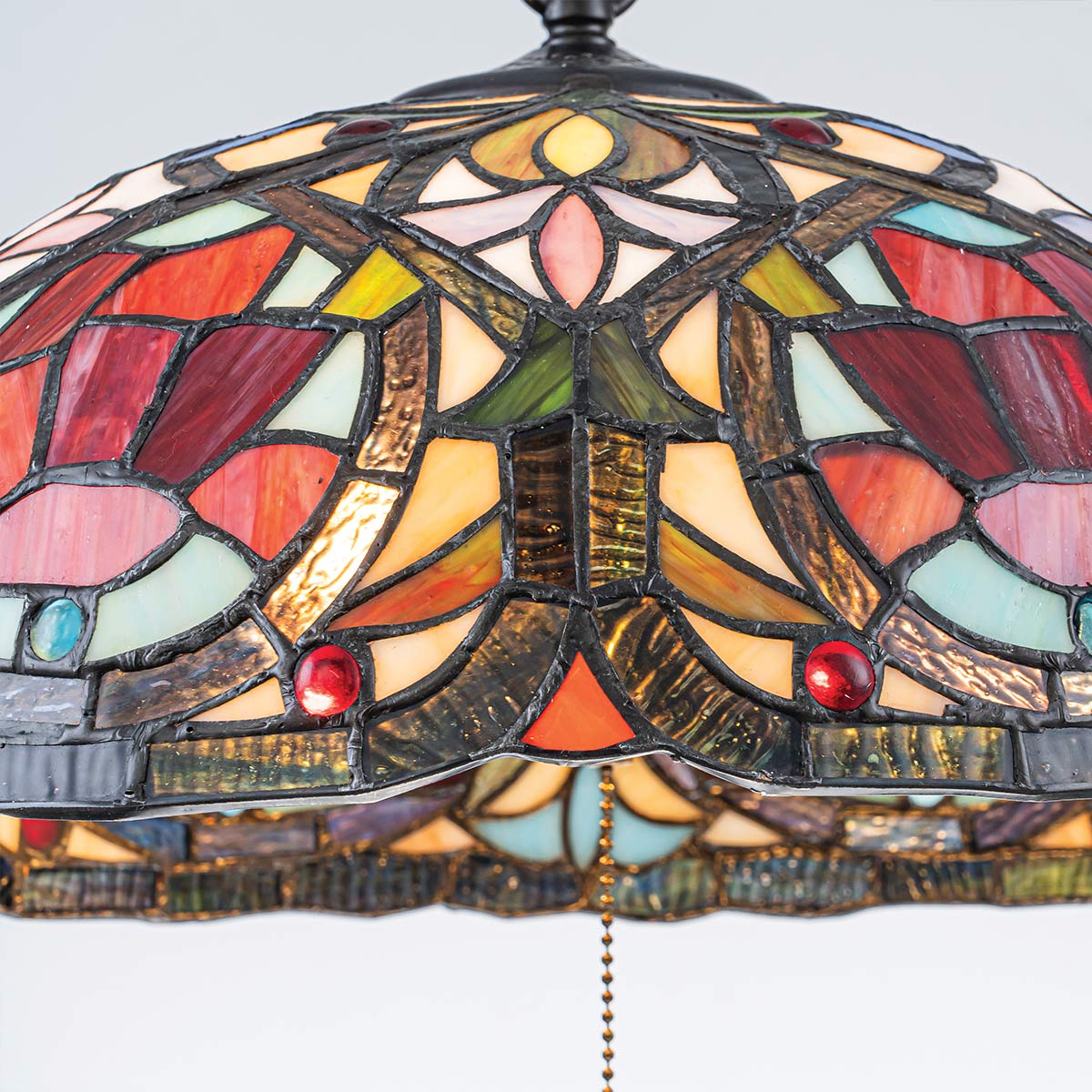 Larissa Ø38 Multicolore De Elstead Lighting - Larissa est une suspension d&eacute;corative de style Tiffany classique, fabriqu&eacute;e en acier avec une magnifique finition bronze vieilli.