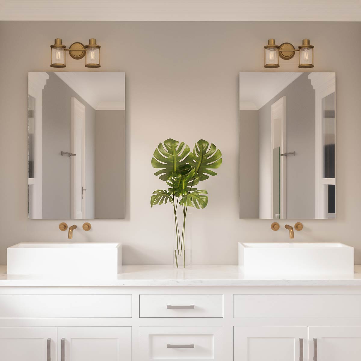 Riggs 38cm Laiton brut lampe de salle de bain De Elstead Lighting - Fabriqué en acier et doté d'une construction robuste, Riggs fournit un éclairage élégant et fonctionnel dans la maison.