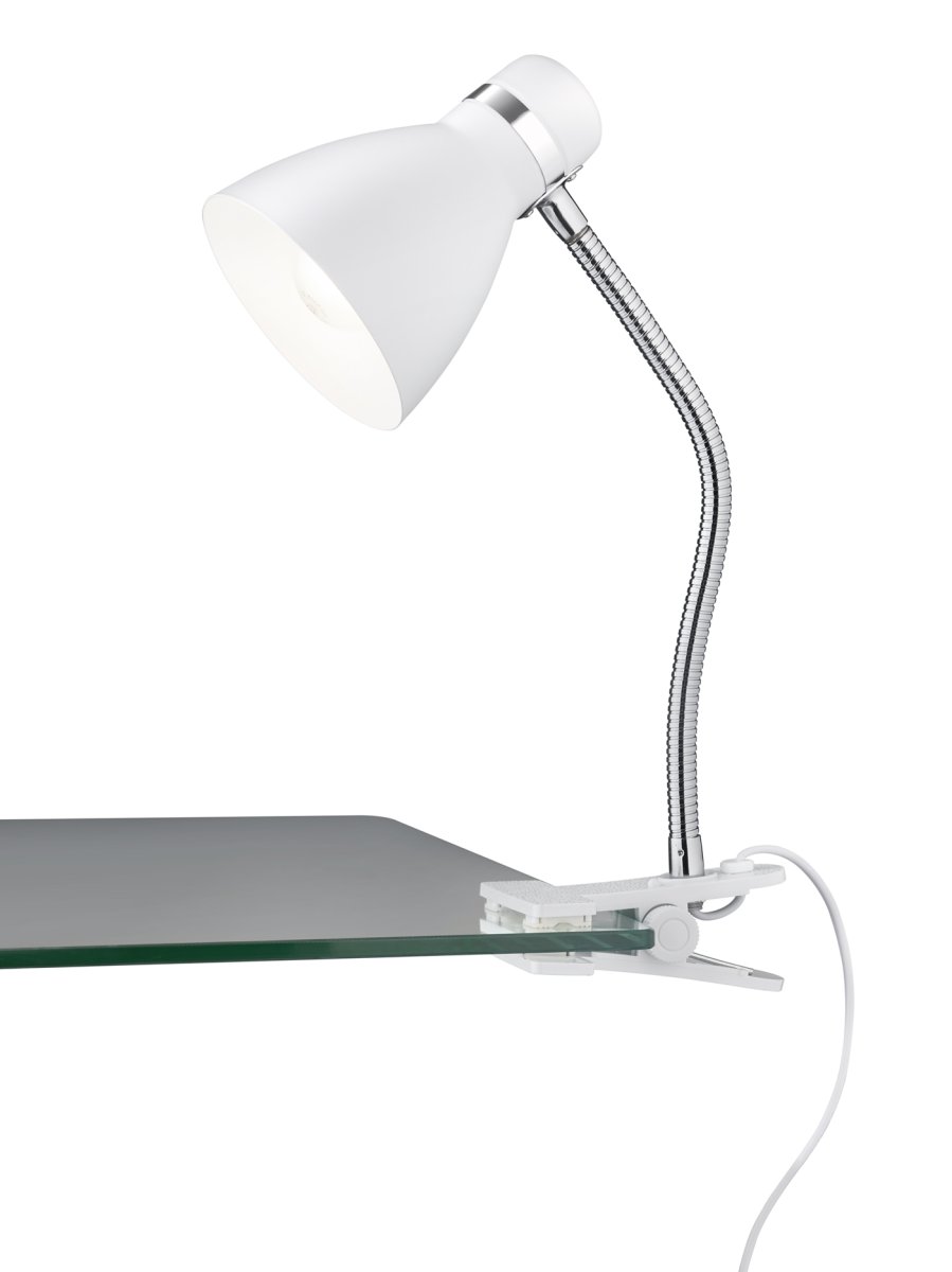 Harvey Blanc lampe à pince De Trio Lighting - La conception puriste de la lampe garantit également une direction de la lumière flexible et précise.