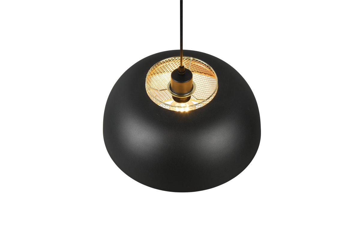 Punch Ø35 Noir suspension De Trio Lighting - La forme élégante de la lampe et la combinaison de couleurs noir mat et or lui confèrent une touche de sophistication.