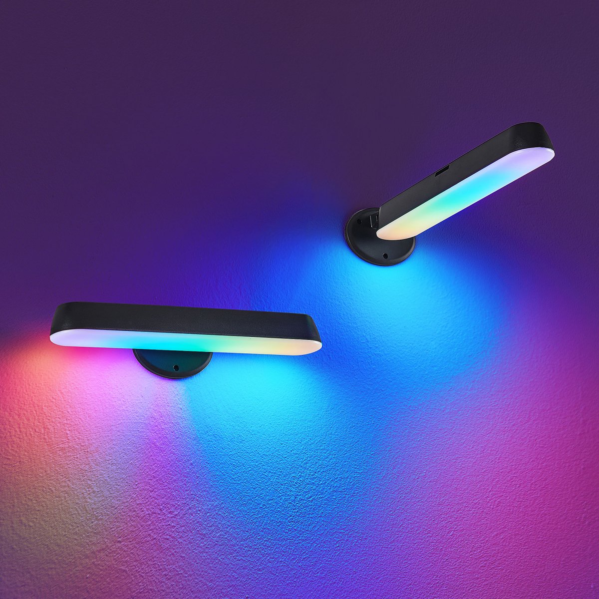 Game 28cm Noir lampe de table De Trio Lighting - Lorsque la lampe est éteinte, son design noir et élégant offre une élégance simple qui convient à n'importe quelle pièce et à n'importe quel style de décoration.