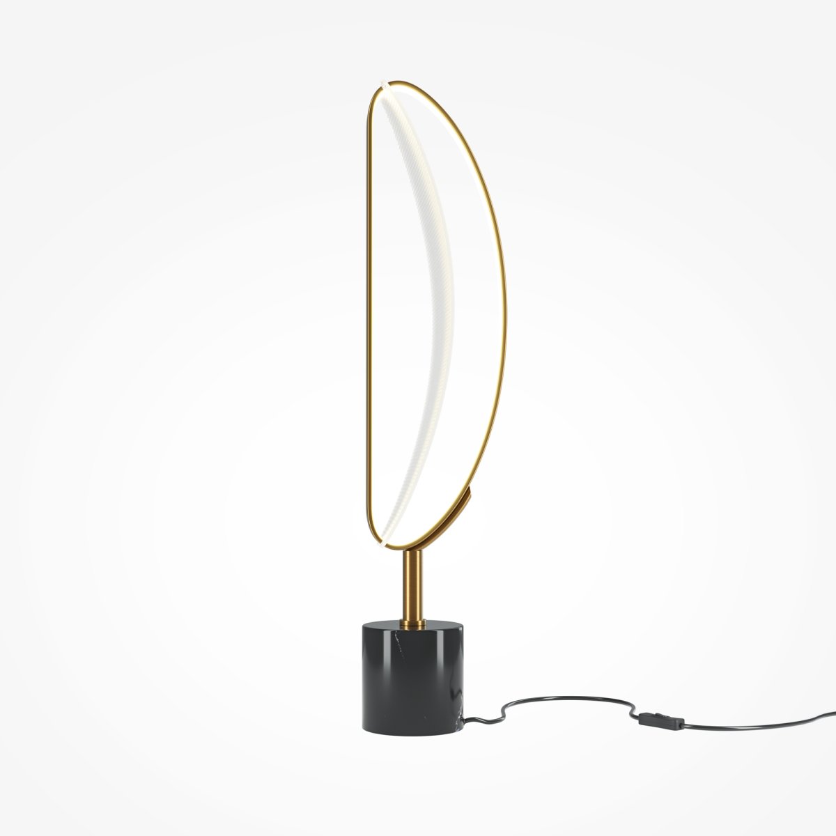 Breeze 63cm Laiton lampe de table De Maytoni - La lampe de table Breeze est une œuvre d'art en soi et ajoute une touche sophistiquée à votre intérieur.