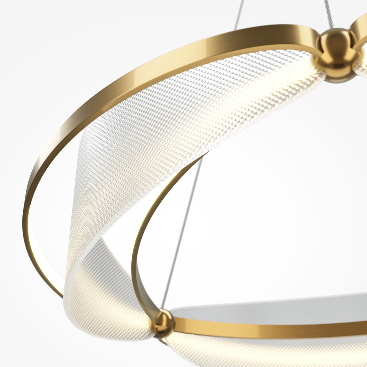 Breeze Ø60 Laiton suspension De Maytoni - Avec ses formes flottantes et ondulées combinées à un cadre en métal doré, il crée une impression sophistiquée et artistique dans n'importe quelle pièce.