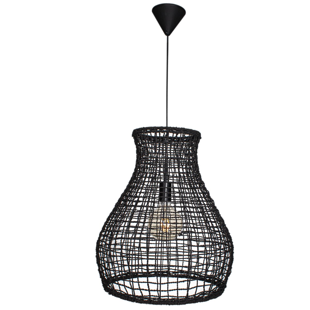 Seagrass Ø50 Noir suspension De By Rydéns - Le jonc de mer est entièrement fait à la main, avec la teinte naturelle fabriquée à partir d'jonc de mer, tandis que la teinte noire est fabriquée à partir de jute teint.