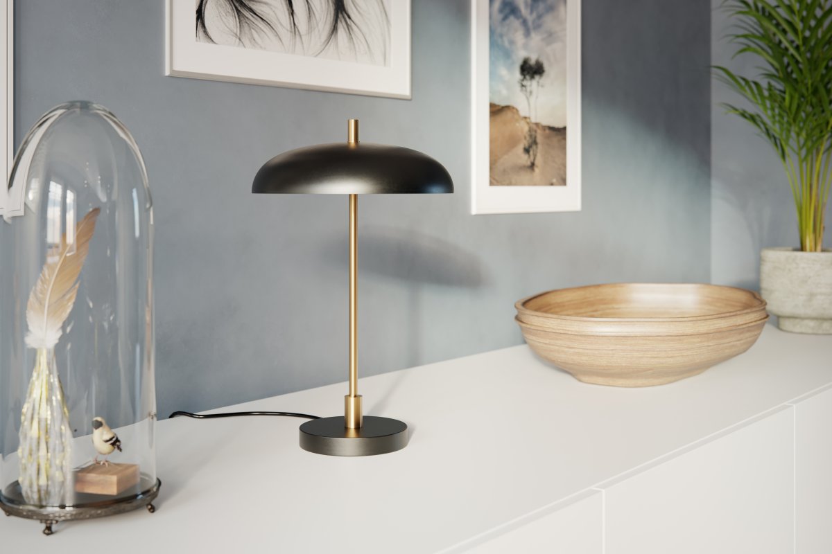 Shelby 45cm Noir mat lampe de table De By Rydéns - La lampe de table Shelby est une source de lumi&egrave;re &eacute;l&eacute;gante et polyvalente qui s'int&egrave;gre dans une vari&eacute;t&eacute; de styles d'int&eacute;rieur.