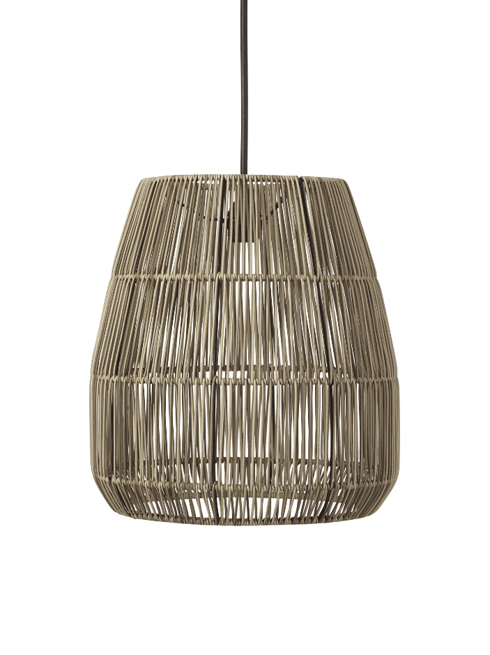 Saigon Ø38 Gris suspension De PR Home - Le plafonnier est vendu avec un support de plafond noir pour une utilisation en intérieur.
