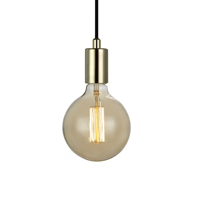 Sky Ø5 Laiton lampe de fenêtre De Markslöjd - Son design simple et &eacute;l&eacute;gant est facile &agrave; int&eacute;grer et sa simplicit&eacute; est magnifique.