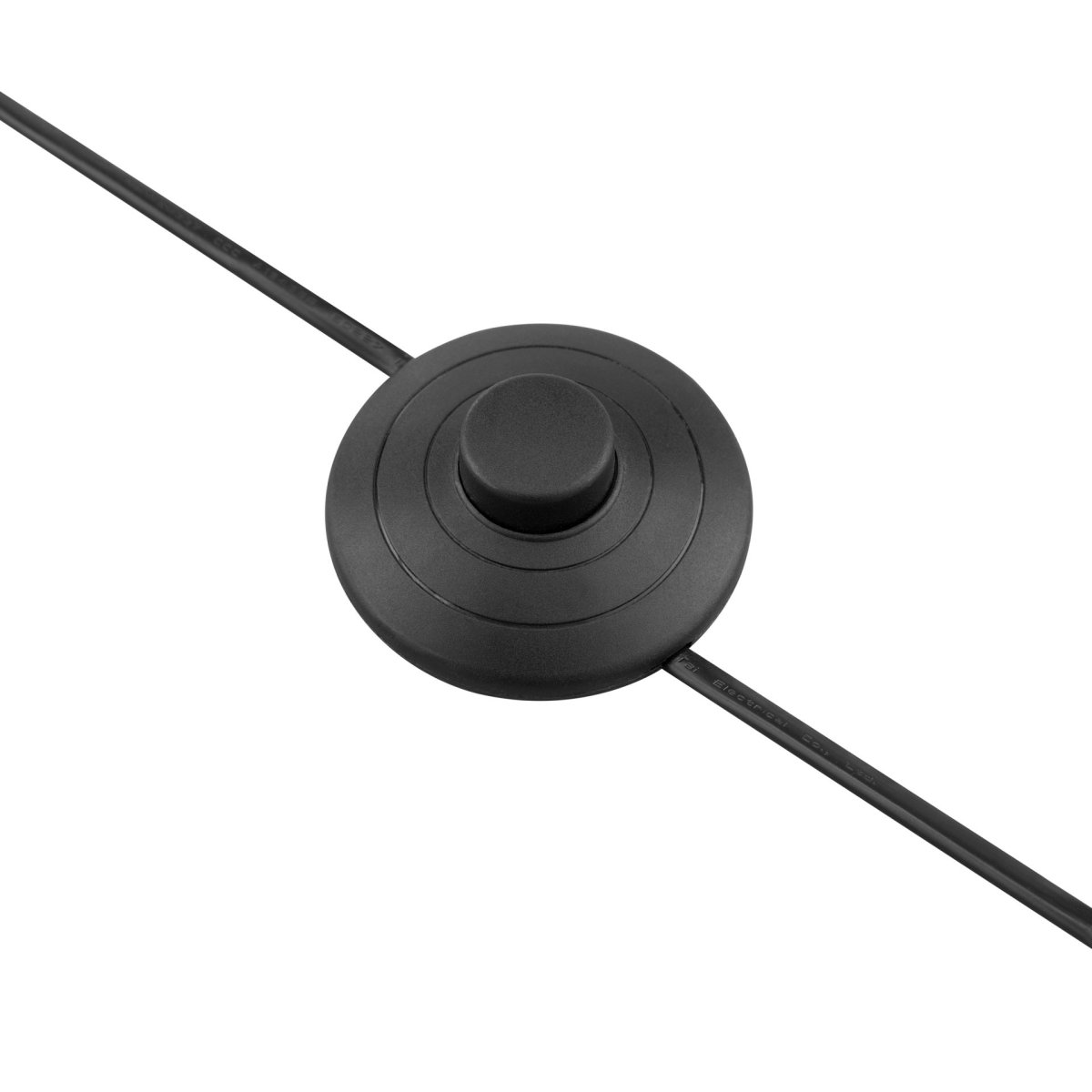 Vessa Noir lampadaire De Brilliant - Le lampadaire est fourni avec un c&acirc;ble noir de 2 m&egrave;tres, un interrupteur au pied et une prise secteur.