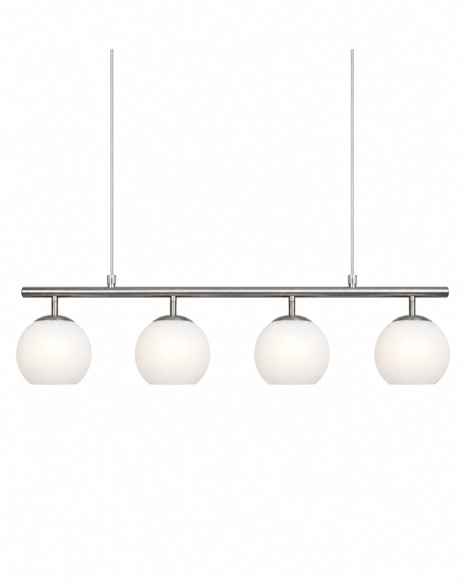 Globi 4 78cm Nickel suspension De Nordic Lighting - Sa suspension en m&eacute;tal finition nickel mat lui conf&egrave;re une touche graphique et raffin&eacute;e, tandis que ses quatre coupoles rondes en verre opale diffusent une lumi&egrave;re agr&eacute;able et homog&egrave;ne dans toute la pi&egrave;ce.