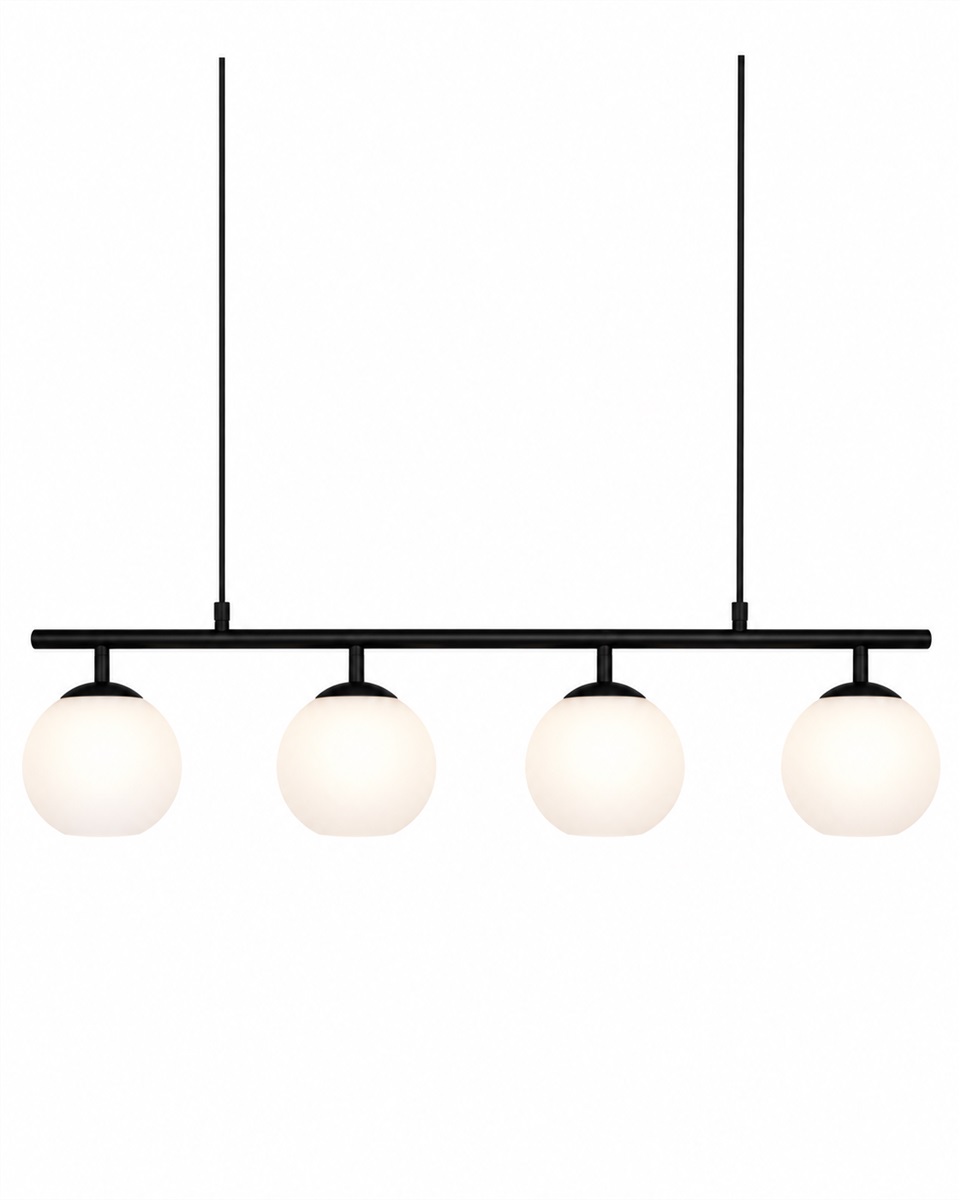 Globi 4 78cm Noir et blanc suspension De Nordic Lighting - Sa suspension en métal noir lui confère une touche graphique et raffinée, tandis que ses quatre dômes ronds en verre opale diffusent une lumière agréable et homogène dans toute la pièce.