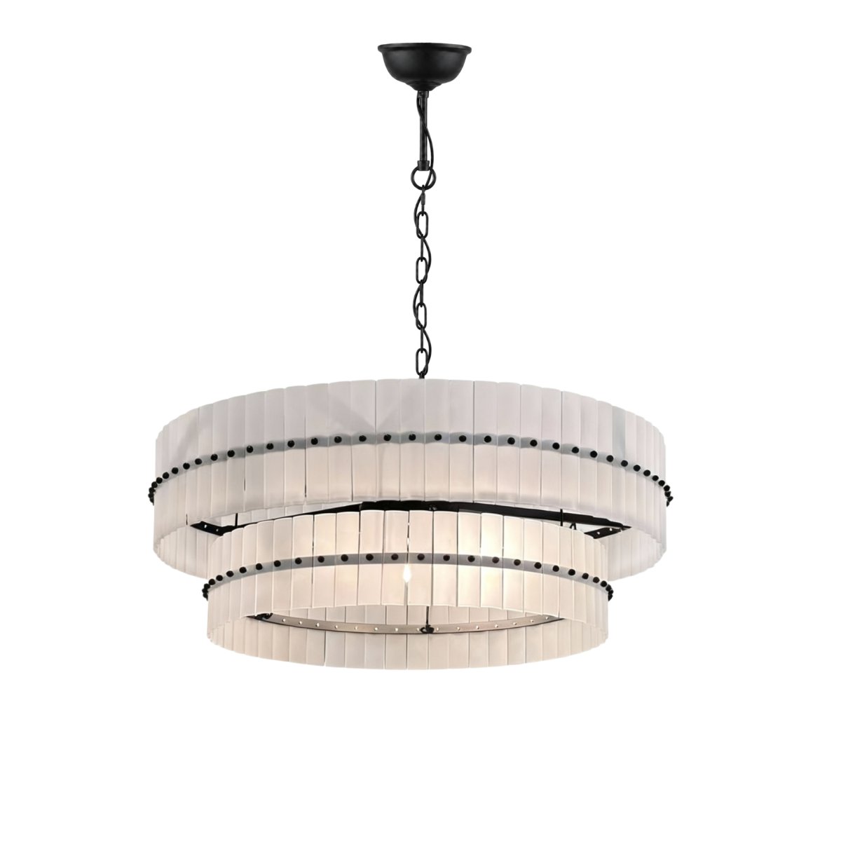 Eaton Ø75 Noir et blanc cristal De Lampan - Sa structure en m&eacute;tal noir mat est encadr&eacute;e de prismes en verre blanc de diff&eacute;rentes hauteurs, cr&eacute;ant une profondeur &eacute;l&eacute;gante et une silhouette dynamique.