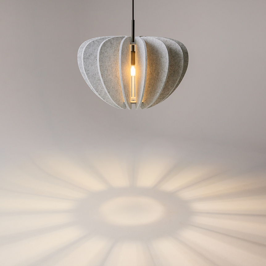 Cambio Ø48 Gris clair suspension De Maytoni - La s&eacute;rie est disponible en plusieurs couleurs et formes et, gr&acirc;ce au c&acirc;ble de 3 m&egrave;tres de long, peut &eacute;galement &ecirc;tre suspendue dans des pi&egrave;ces hautes - parfaite pour des installations d'&eacute;clairage cr&eacute;atives qui refl&egrave;tent l'ambiance de la pi&egrave;ce.