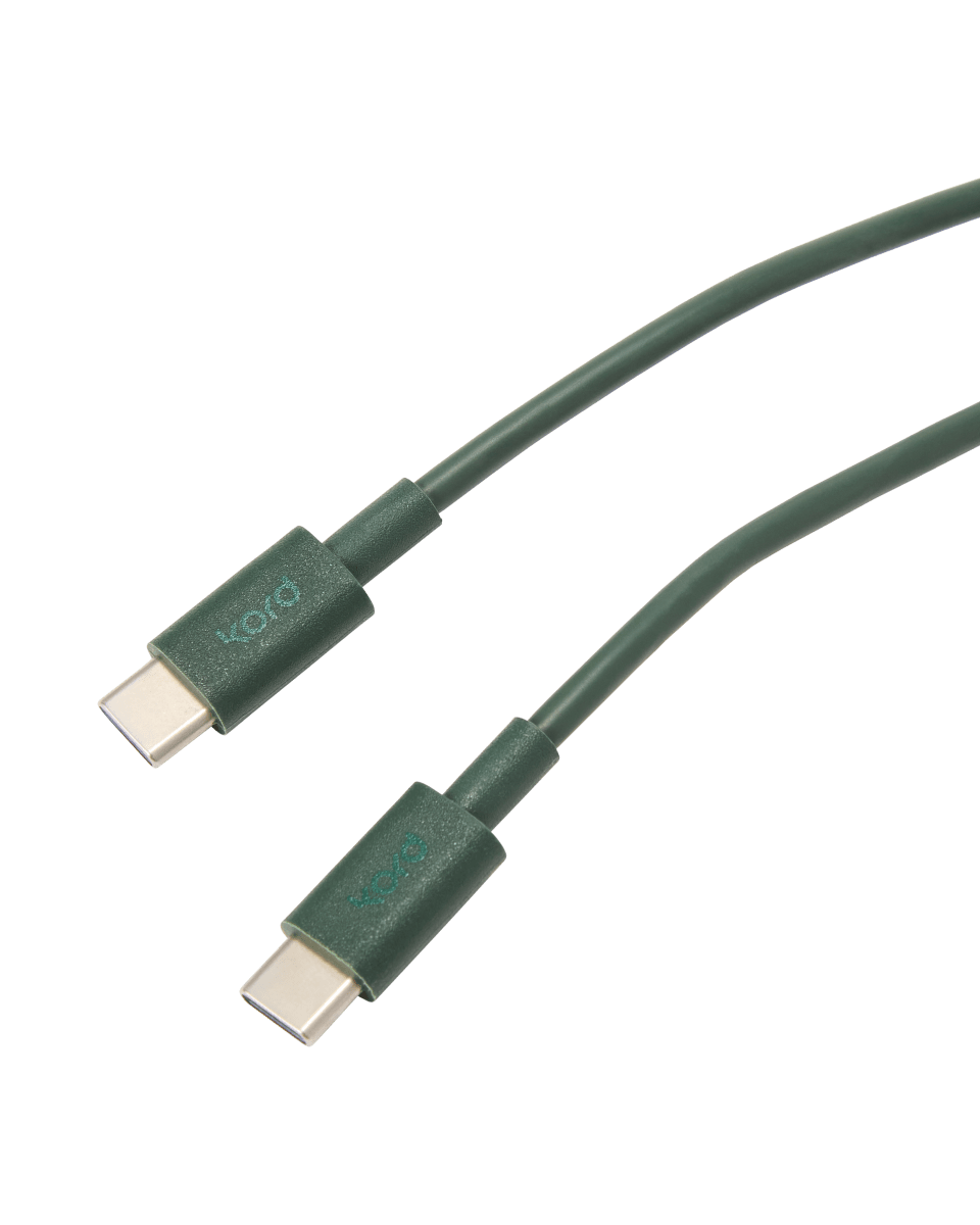 USB-C vers USB-C Vert foncé De Kord - Compatibilit&eacute; universelle &ndash; Compatible avec les appareils USB-C tels que les t&eacute;l&eacute;phones portables, les tablettes et les ordinateurs portables compatibles avec la charge USB-C.
