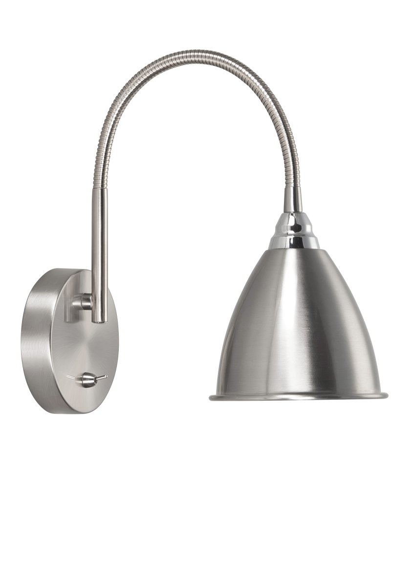 Smögen Nickel lampe de lecture De Armaturhantverk - La lampe est dotée d'un interrupteur d'alimentation pratique sur la base, ce qui en fait un ajout à la fois fonctionnel et décoratif à votre maison.