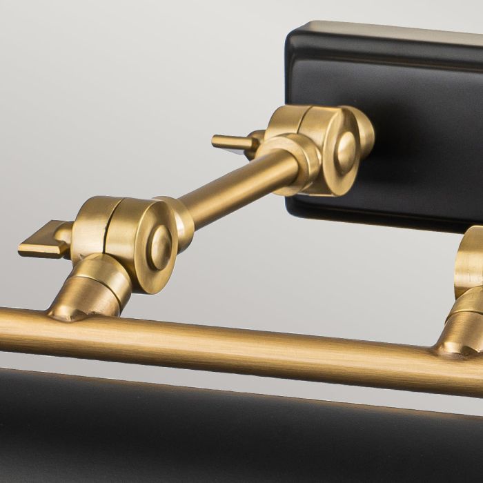 Winchfield 70cm Noir De Elstead Lighting - Disponible en laiton antique, noir mat et effet chêne pour écrans et supports muraux.