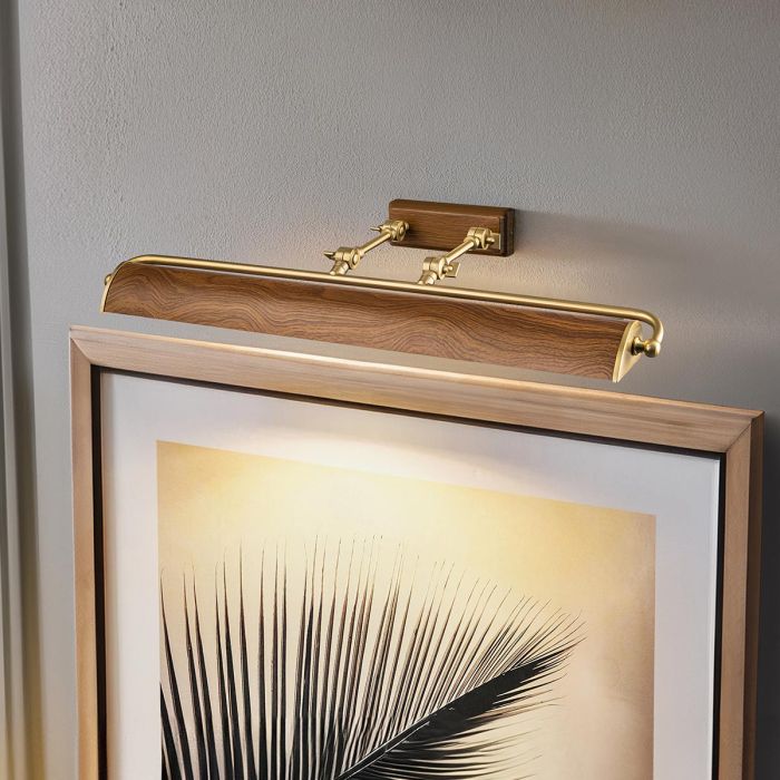 Winchfield 70cm Chêne De Elstead Lighting - Disponible en laiton antique, noir mat et effet chêne pour écrans et supports muraux.