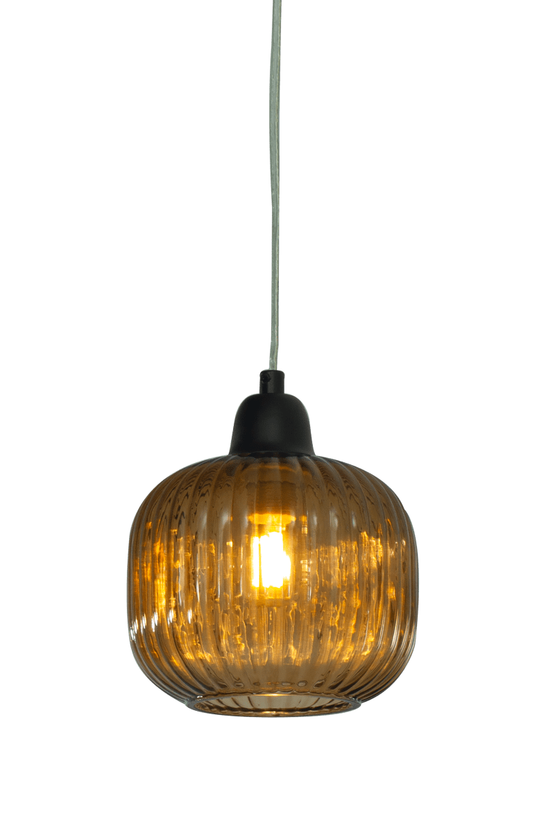 Elin Ø15 Brun lampe de fenêtre De Aneta Lighting - L'applique murale Elin impressionne par son design &eacute;l&eacute;gant en m&eacute;tal noir et son abat-jour d&eacute;coratif en verre brun stri&eacute;, qui diffuse une lumi&egrave;re douce et agr&eacute;able.